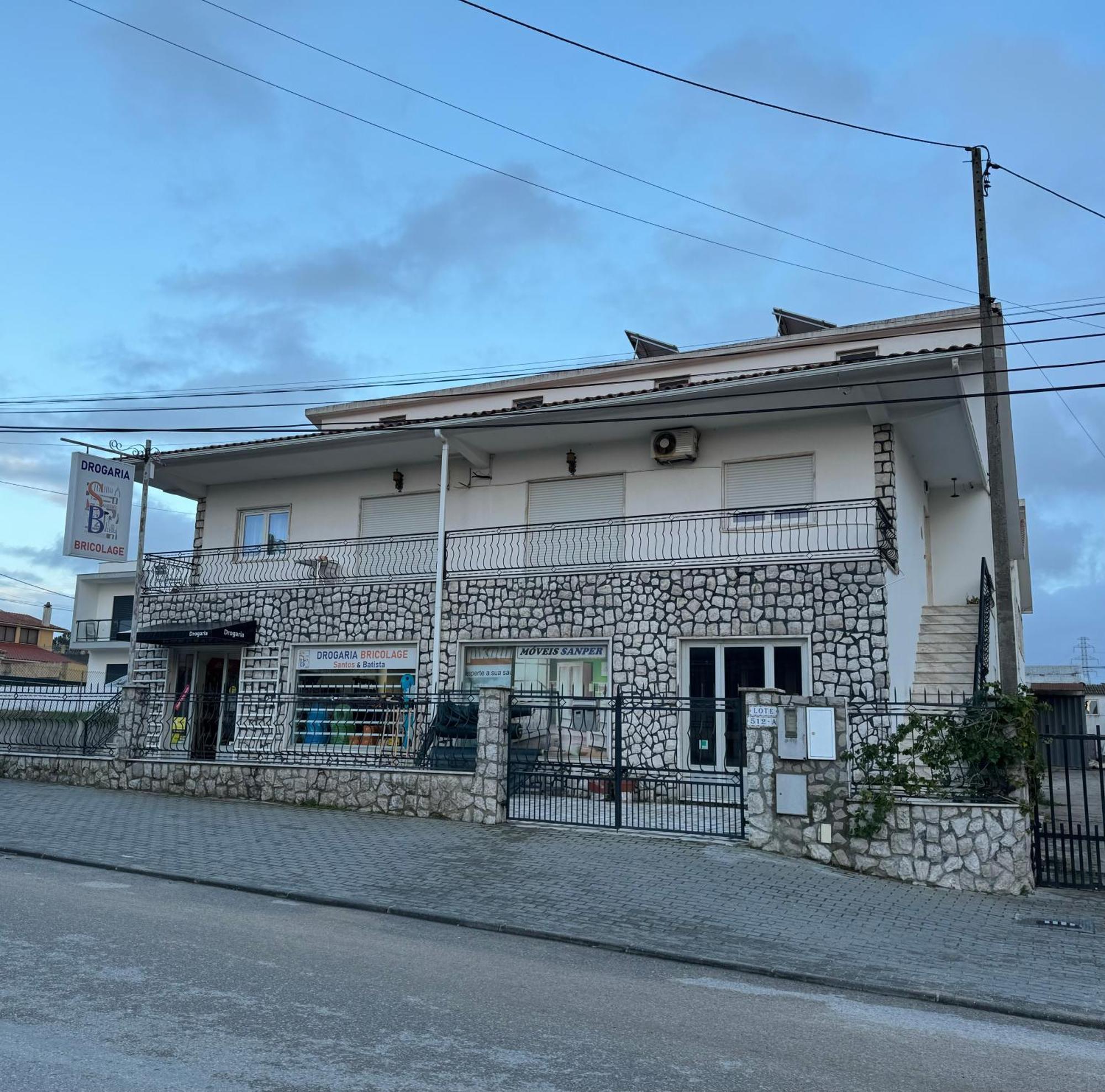 Alojamento Das Laranjeiras Fernao Ferro Buitenkant foto